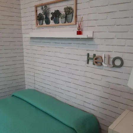 Apartment Apt En Carreteria En Centro Historico Malaga